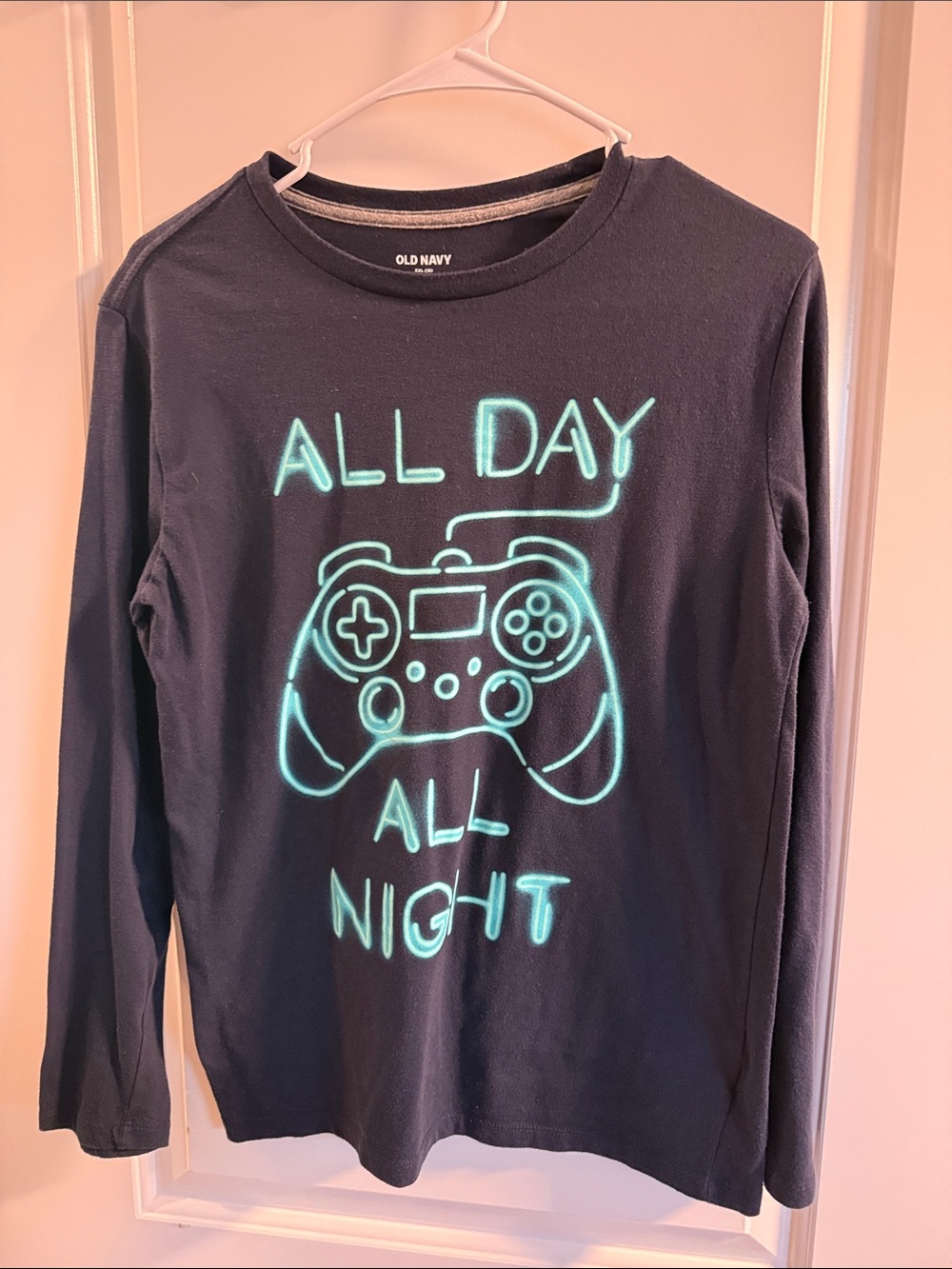 🥳 5 for $25 BUNDLE Old Navy Navy Long Sleeve Gamer Graphic Tee